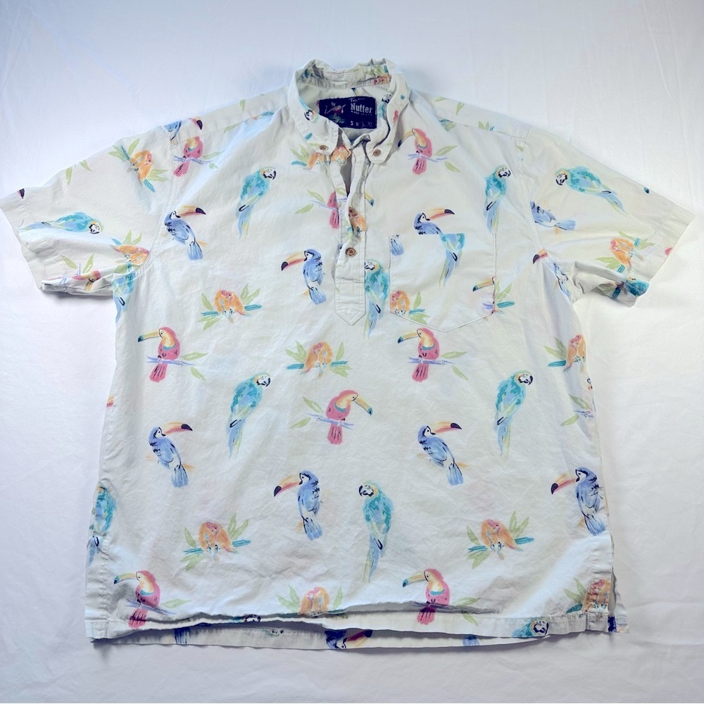 Chubbies The Nutter Hawaiian Shirt Mens Large Parrot Toucan Half Button